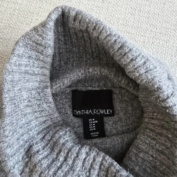 Cynthia Rowley Yak Wool Blend Sweater Turtleneck Pockets Medium Light Gray - Picture 3 of 3